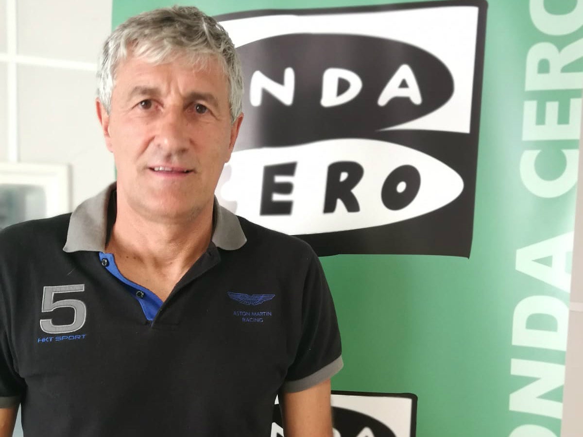 Quique Setién: "La estabilidad en Segunda División pasa por gastarse mucho dinero y tener suerte en los fichajes o apostar por la cantera" Quique Setién: "La estabilidad en Segunda División pasa por gastarse mucho dinero y tener suerte en los fichajes o apostar por la cantera"