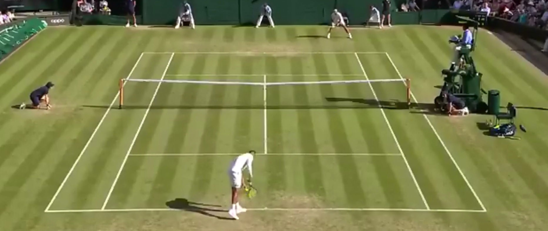 El gesto de Kyrgios ante Rafa Nadal en Wimbledon que ha incendiado las redes sociales El gesto de Kyrgios ante Rafa Nadal en Wimbledon que ha incendiado las redes sociales