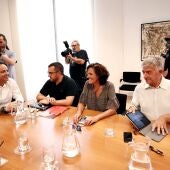 Los portavoces del PSN, Podemos, Geroa Bai e Izquierda-Ezkerra mantienen una reunión.