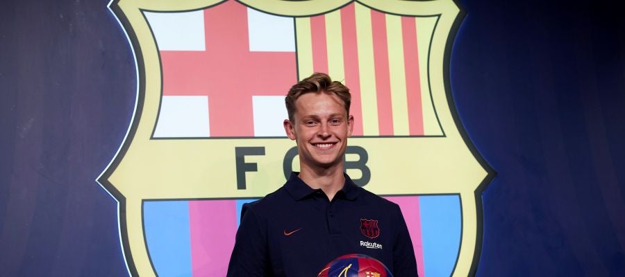De Jong sobre Messi: " Ahora mi ídolo será mi compañero" De Jong sobre Messi: " Ahora mi ídolo será mi compañero"
