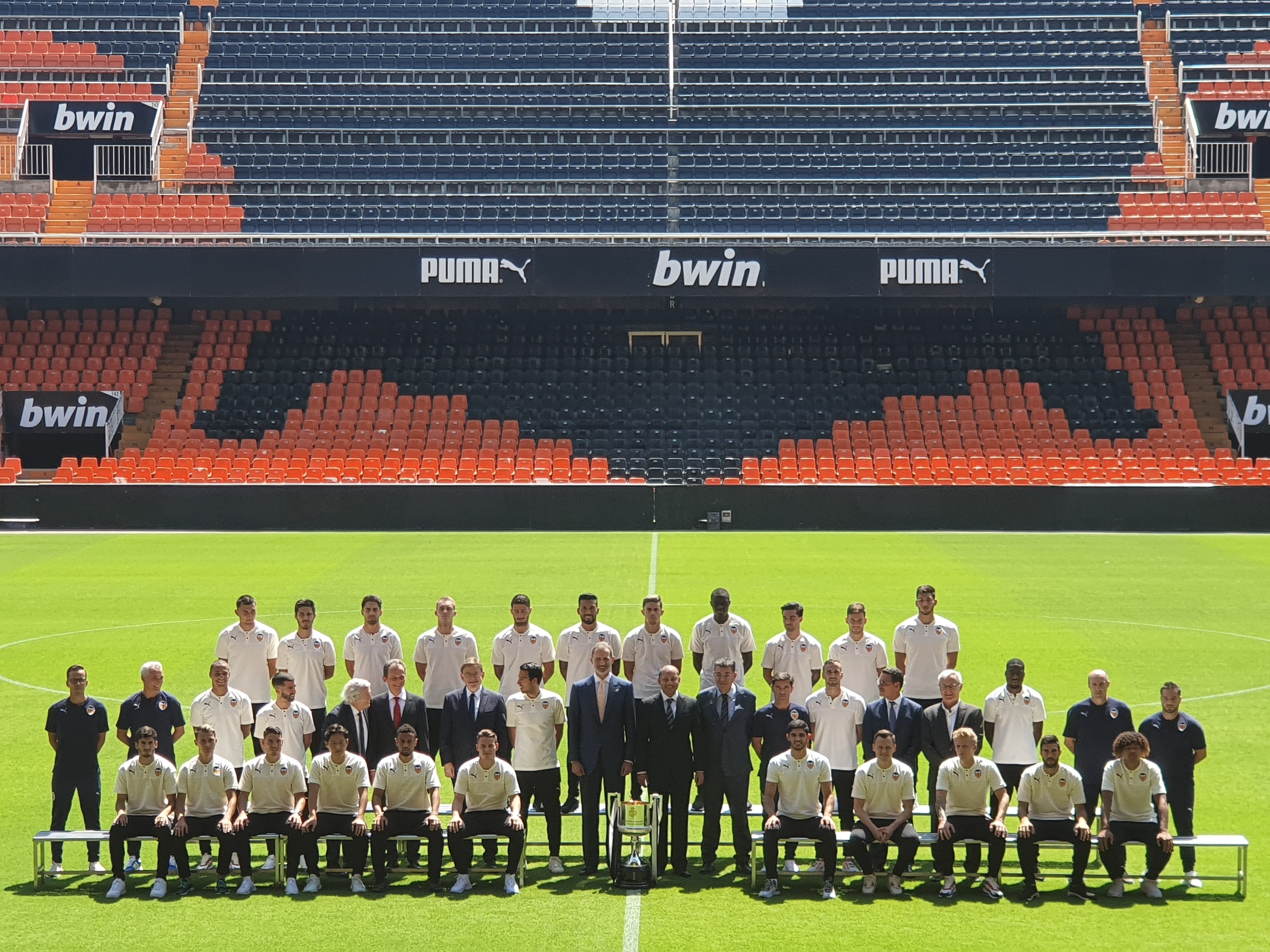 Su Majestad el Rey Felipe VI recibe al Valencia CF en audiencia privada Su Majestad el Rey Felipe VI recibe al Valencia CF en audiencia privada