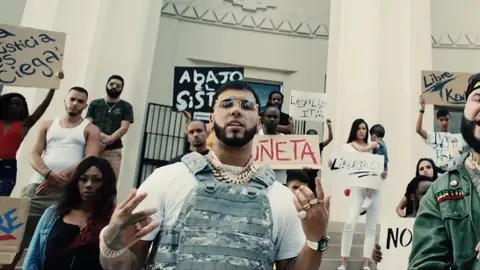 Farruko y Annuel AA en 'Delincuente' Farruko y Annuel AA en 'Delincuente'