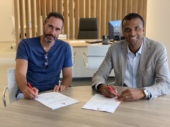 Vicente Moreno renueva hasta 2022 con el Mallorca Vicente Moreno renueva hasta 2022 con el Mallorca