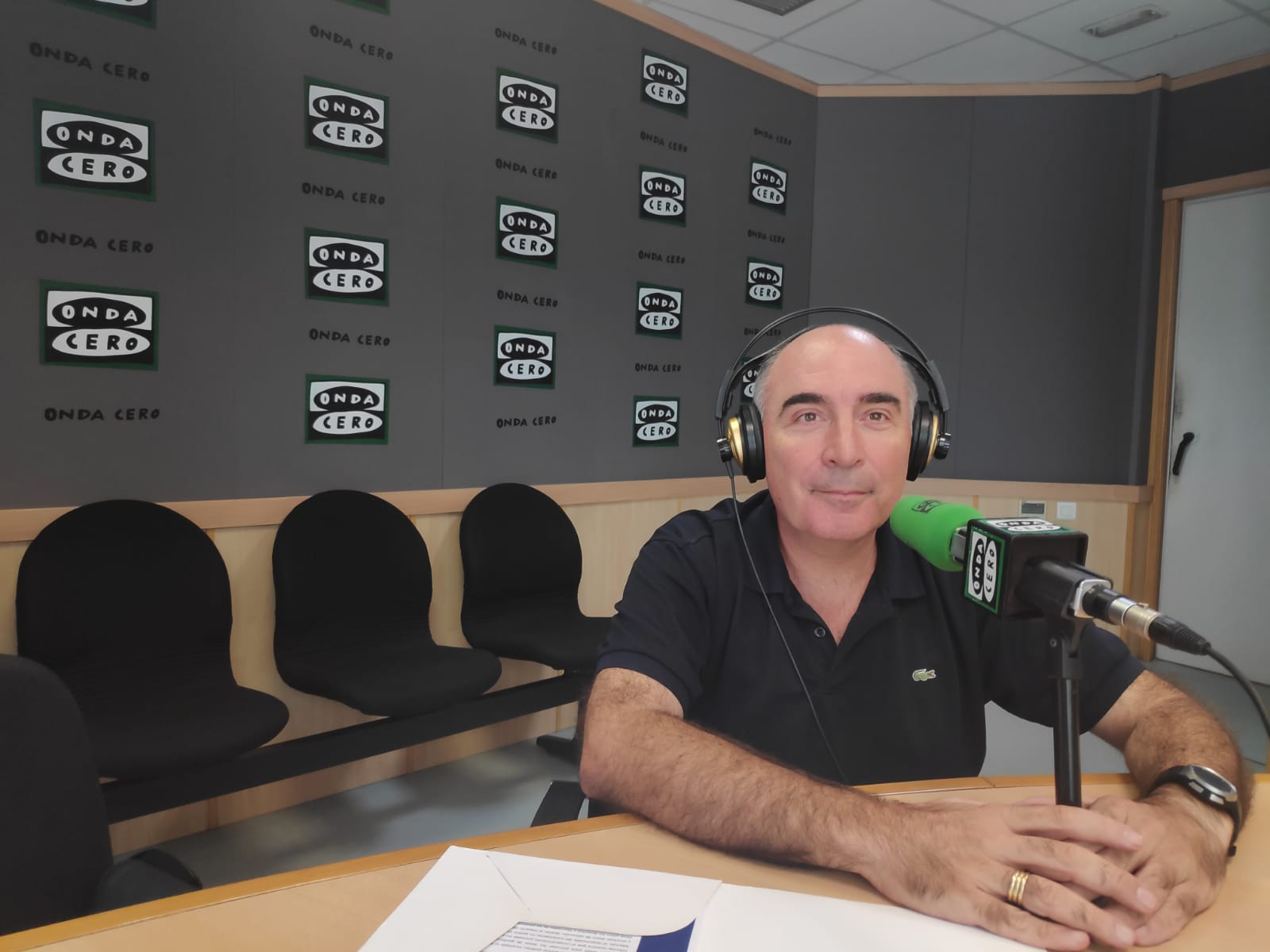 Julián Tío: “Hasta una aplicación muy común, la linterna, accede a datos del usuario que no son necesarios en absoluto para su funcionamiento” Julián Tío: “Hasta una aplicación muy común, la linterna, accede a datos del usuario que no son necesarios en absoluto para su funcionamiento”