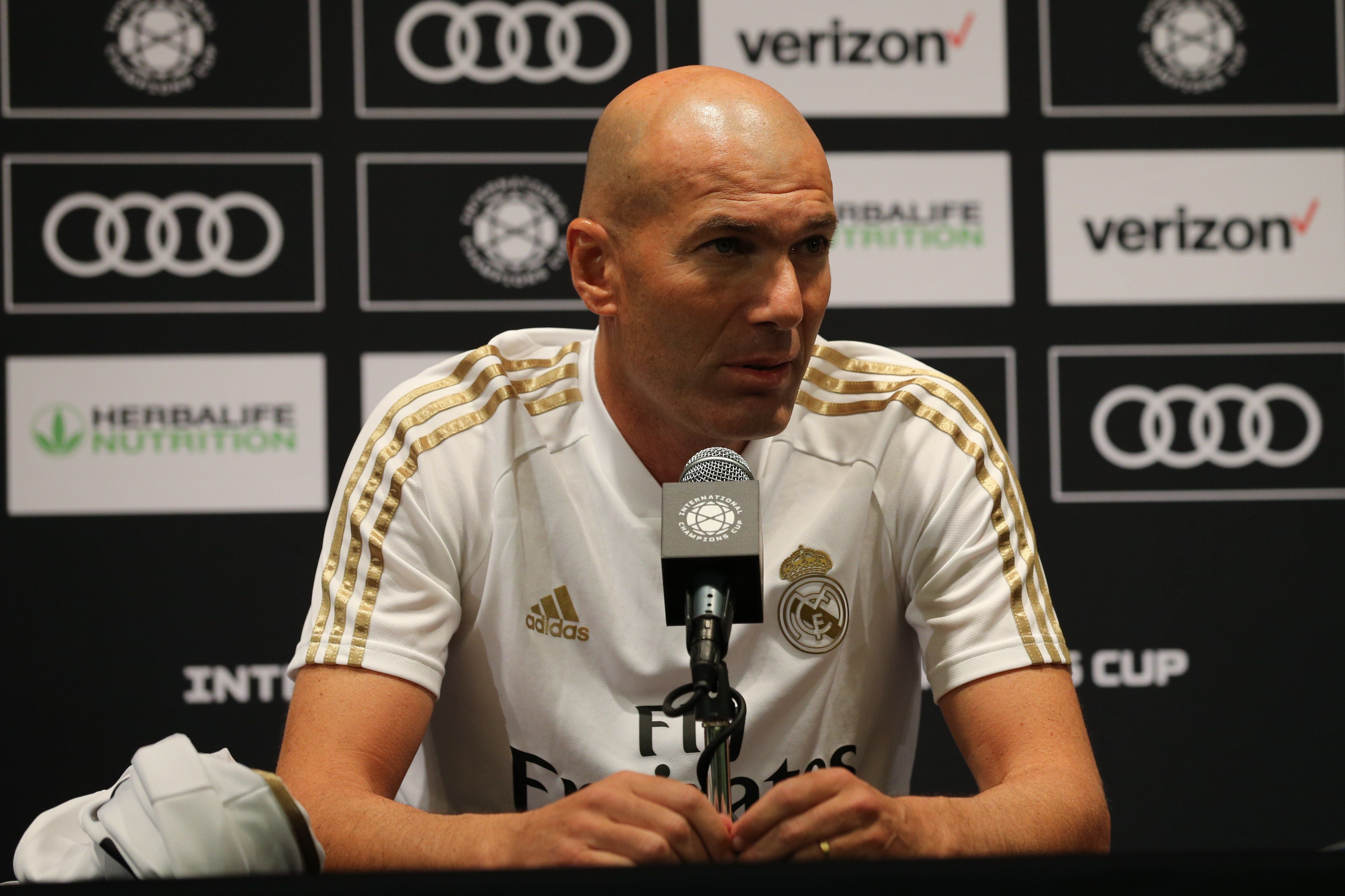 Zidane: "No falté al respeto a nadie, Bale no jugó porque él no quiso" Zidane: "No falté al respeto a nadie, Bale no jugó porque él no quiso"