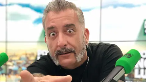 Fernando Eiras, en la Extra Actualidad. Fernando Eiras, en la Extra Actualidad.