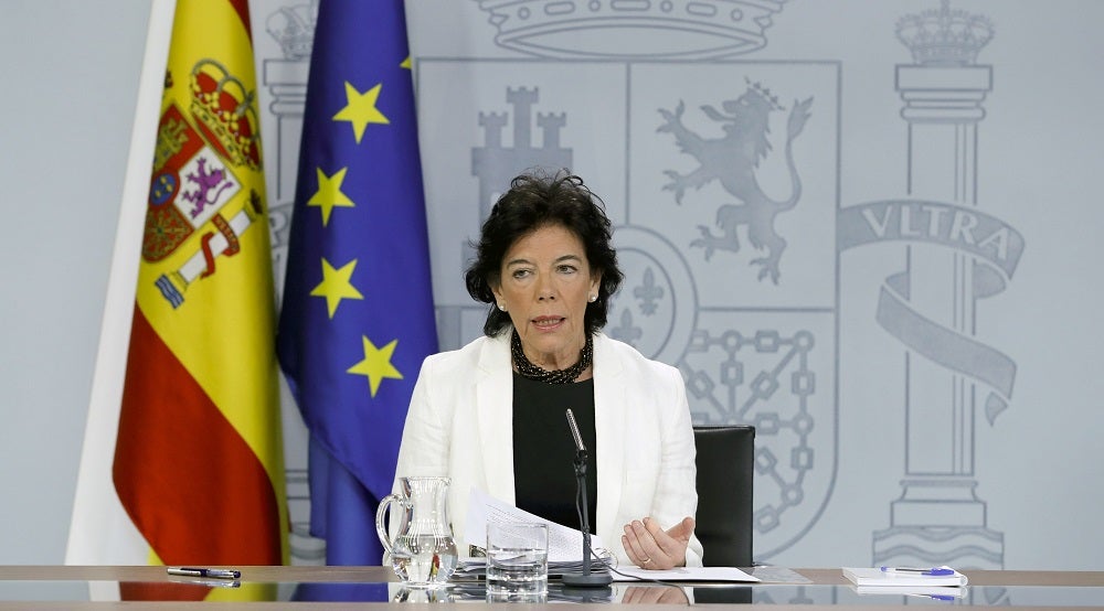 Isabel Celaá: "Estamos trabajando para crear un Gobierno progresista este septiembre" Isabel Celaá: "Estamos trabajando para crear un Gobierno progresista este septiembre"