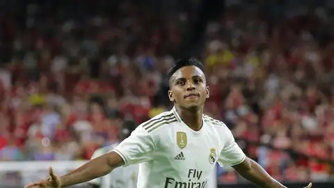 Rodrygo celebra su primer gol con la camiseta del Real Madrid. Rodrygo celebra su primer gol con la camiseta del Real Madrid.