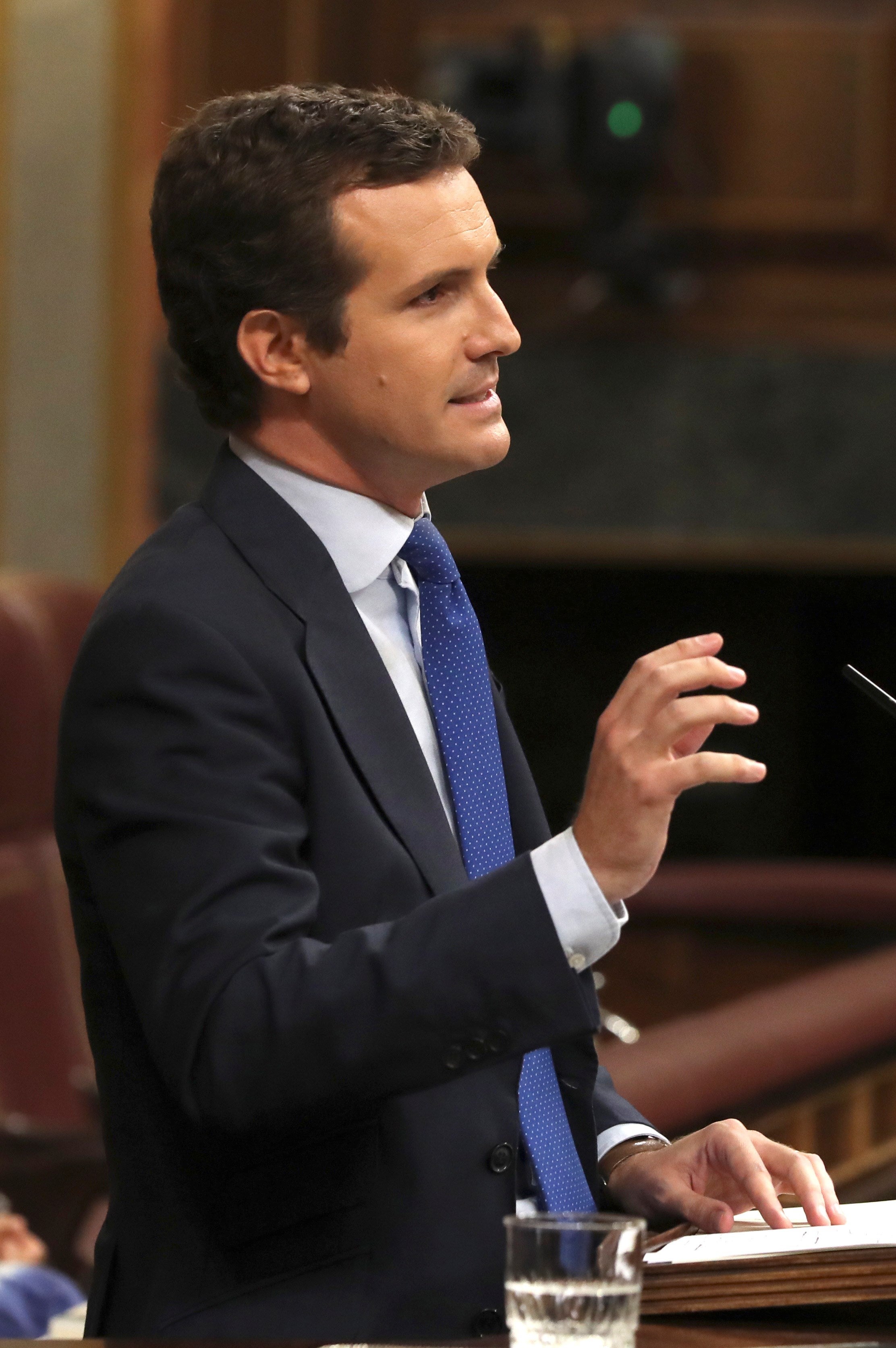 Casado califica de "indigno" los homenajes realizados a los etarras que salen de prisión Casado califica de "indigno" los homenajes realizados a los etarras que salen de prisión