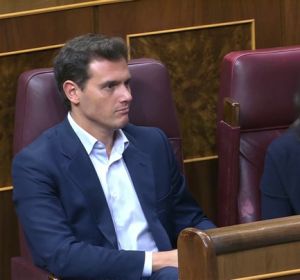 El chiste de Esteban sobre Rivera: "A usted también le imagino en una banda, pero de mariachis" El chiste de Esteban sobre Rivera: "A usted también le imagino en una banda, pero de mariachis"
