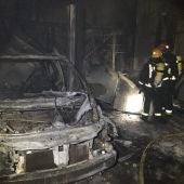 Bomberos en incendio en Borriana