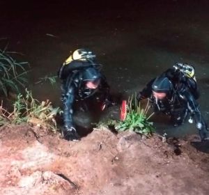 Rescate de un ahogado en el río Henares Rescate de un ahogado en el río Henares