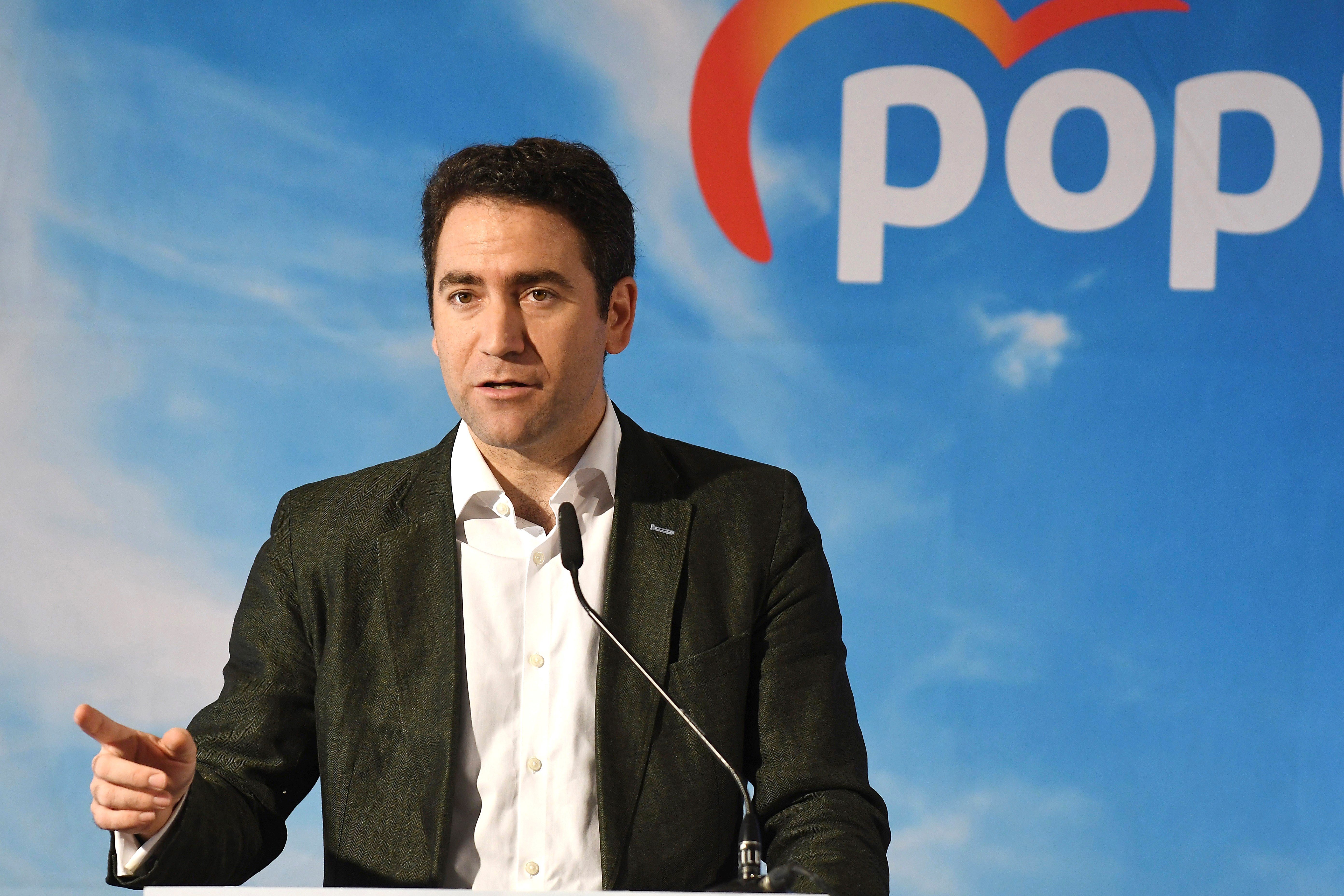 García Egea, sobre la exhumación de Franco: "Intentan resucitar cuestiones del pasado para tapar la desaceleración" García Egea, sobre la exhumación de Franco: "Intentan resucitar cuestiones del pasado para tapar la desaceleración"