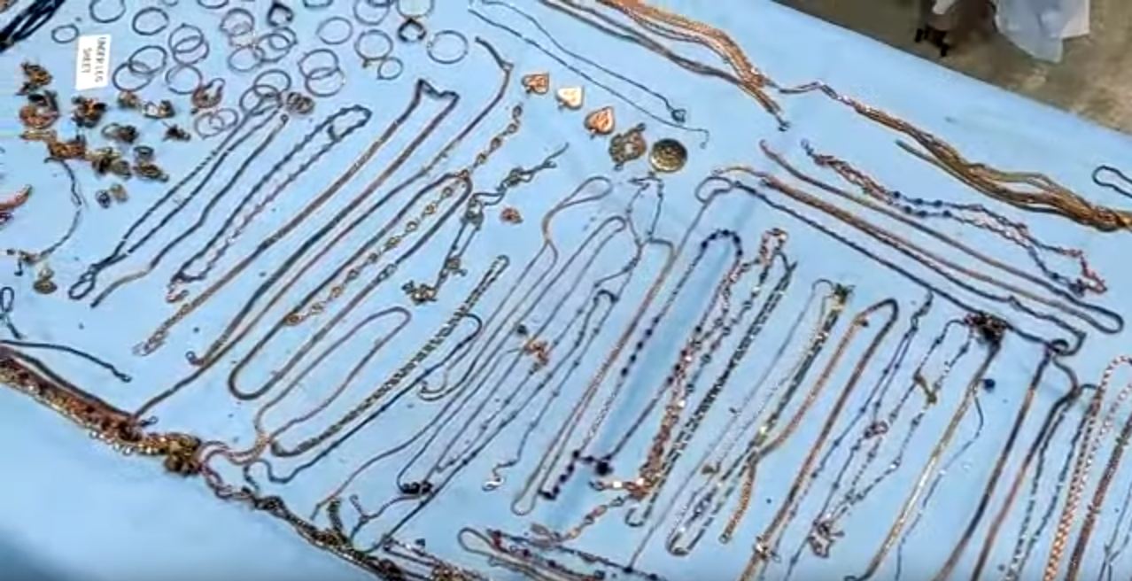 Detienen a una pareja por robar joyas a ancianos por el método del abrazo Detienen a una pareja por robar joyas a ancianos por el método del abrazo