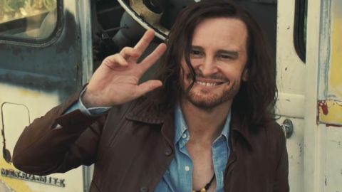 Damon Herriman como Charles Manson en '&Eacute;rase una vez en...Hollywood'.