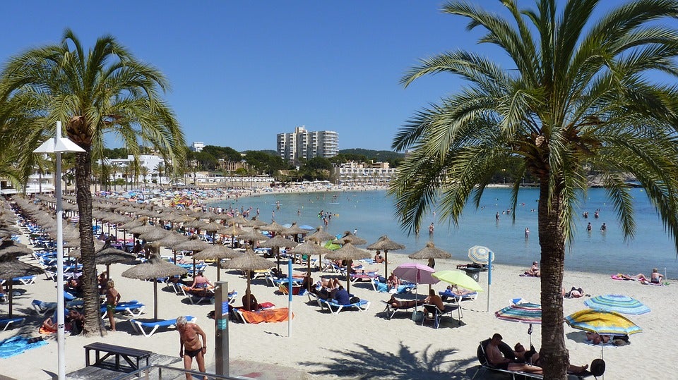 Cladera llama a la "tranquilidad" y apuesta por "redimensionar" la promoción turística de Mallorca Cladera llama a la "tranquilidad" y apuesta por "redimensionar" la promoción turística de Mallorca