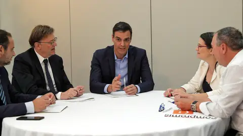 Reunión entre Pedro Sánchez, Mónica Oltra y Joan Baldoví Reunión entre Pedro Sánchez, Mónica Oltra y Joan Baldoví