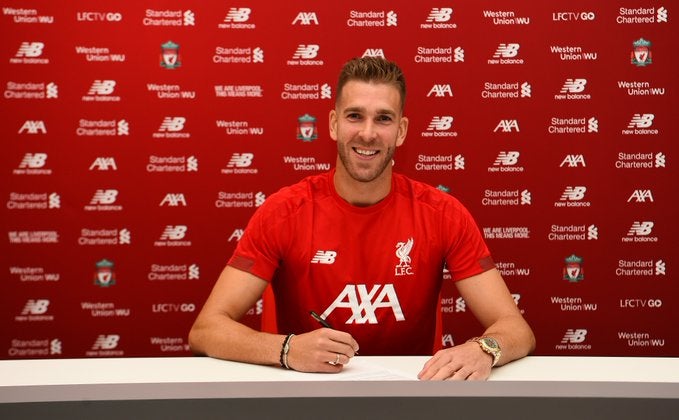 Adrián San Miguel: "Terminé contrato sabiendo que tendría ofertas, pero no pensaba que a este nivel" Adrián San Miguel: "Terminé contrato sabiendo que tendría ofertas, pero no pensaba que a este nivel"