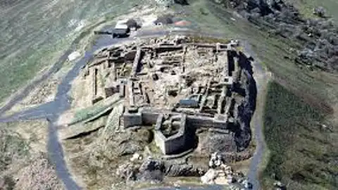 Yacimiento arqueólogico de Alarcos Yacimiento arqueólogico de Alarcos