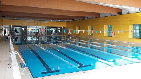 Piscina municipal de Son Roca, en Palma Piscina municipal de Son Roca, en Palma