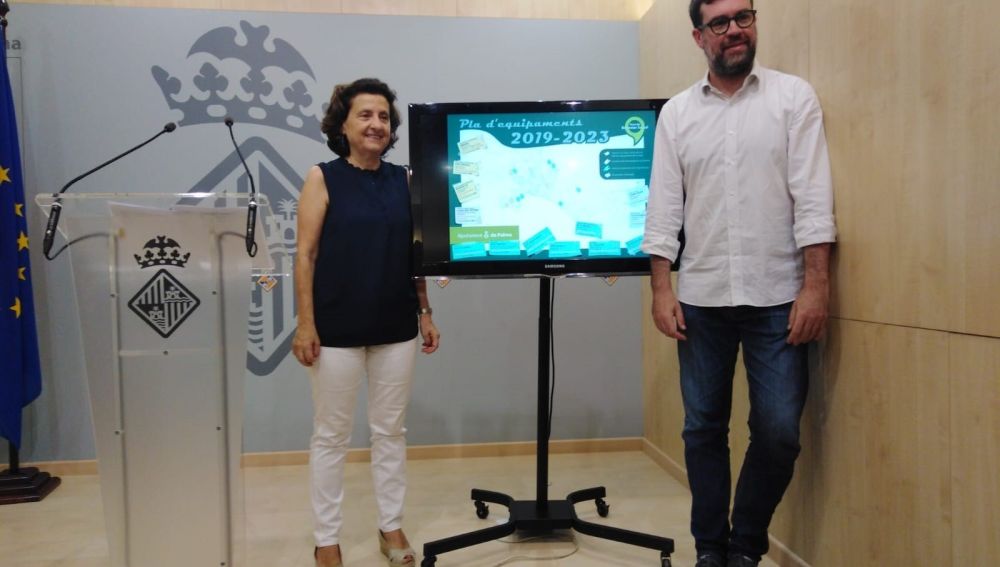 Fina Santiago y Toni Noguera presentan el plan de equipamiento