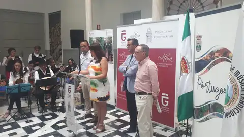 Olvido de la Rosa, José Javier Vázquez, Adolfo García de Viana presentan Festival de Música Tradicional de la Alpujarra 2019 Palacio de los Condes de Gabia