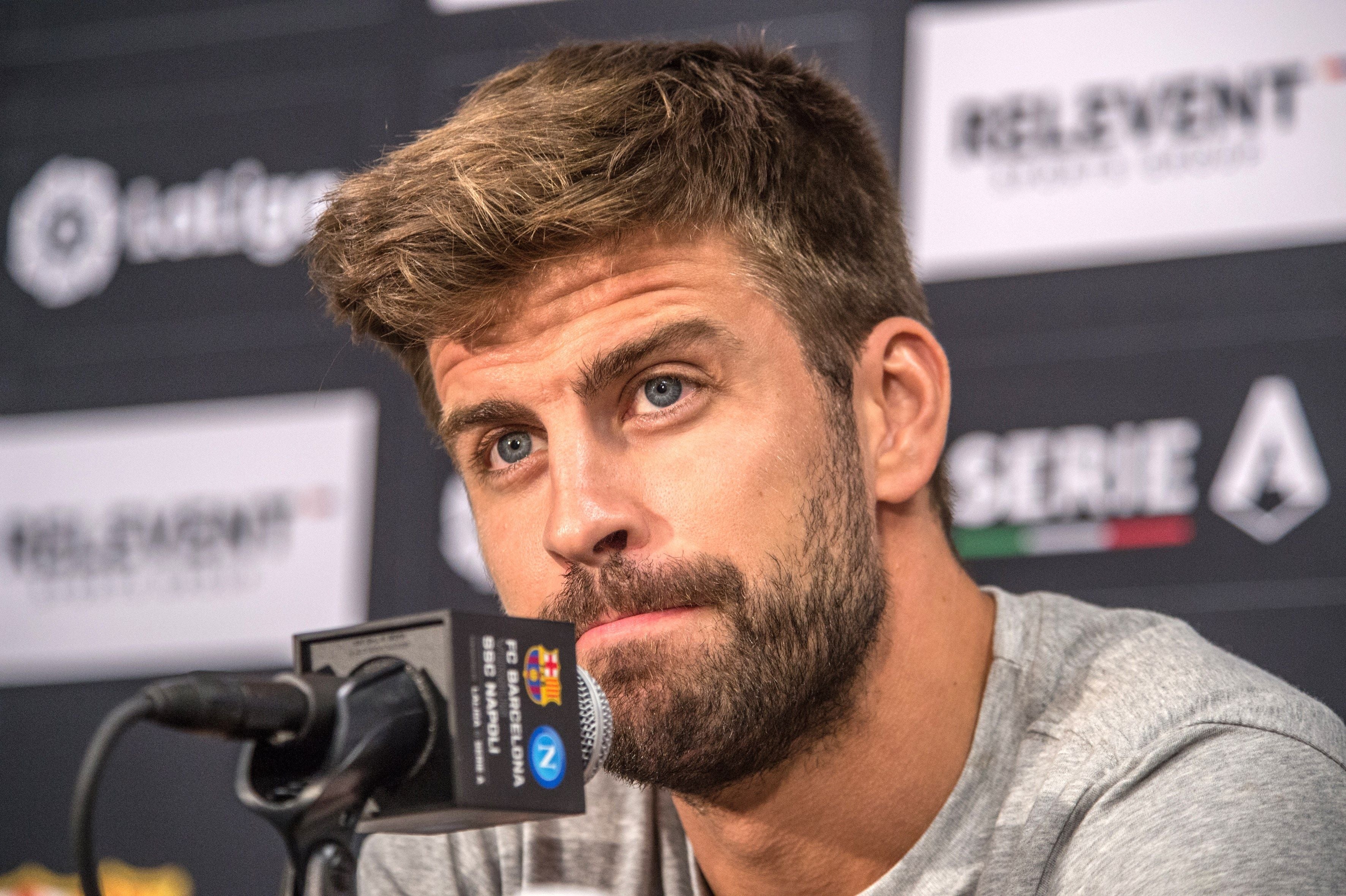 Piqué: "Podríamos tirar Liga y Copa como hacen algunos y centrarnos en la Champions" Piqué: "Podríamos tirar Liga y Copa como hacen algunos y centrarnos en la Champions"