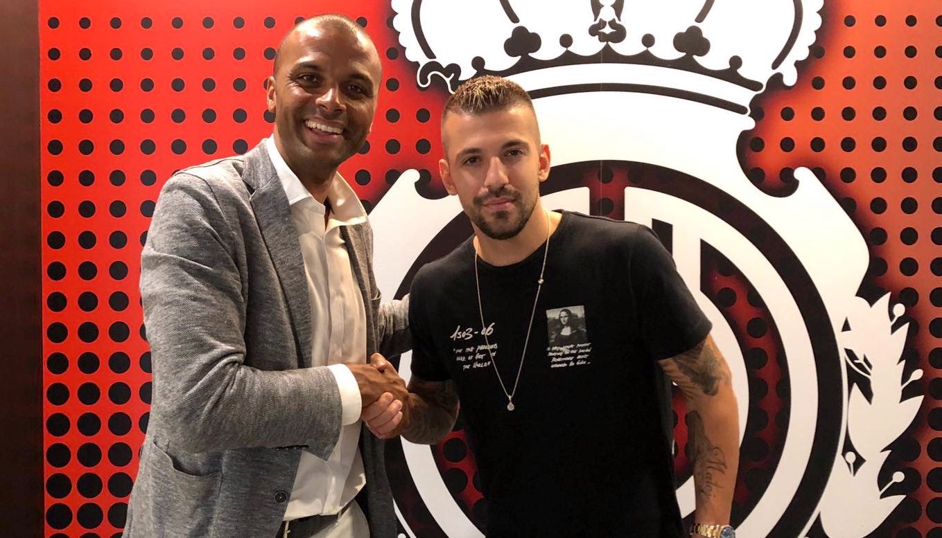 El Mallorca ficha al delantero macedonio Aleksandar Trajkovski por las próximas cuatro temporadas El Mallorca ficha al delantero macedonio Aleksandar Trajkovski por las próximas cuatro temporadas