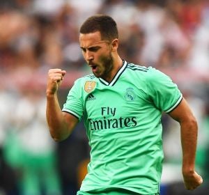 Eden Hazard celebra su primer gol con el Madrid Eden Hazard celebra su primer gol con el Madrid