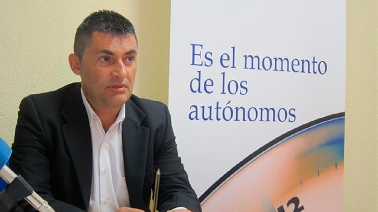 Eduardo Abad: "La subida del SMI supondrá un mayor consumo y no destruirá empleo" Eduardo Abad: "La subida del SMI supondrá un mayor consumo y no destruirá empleo"