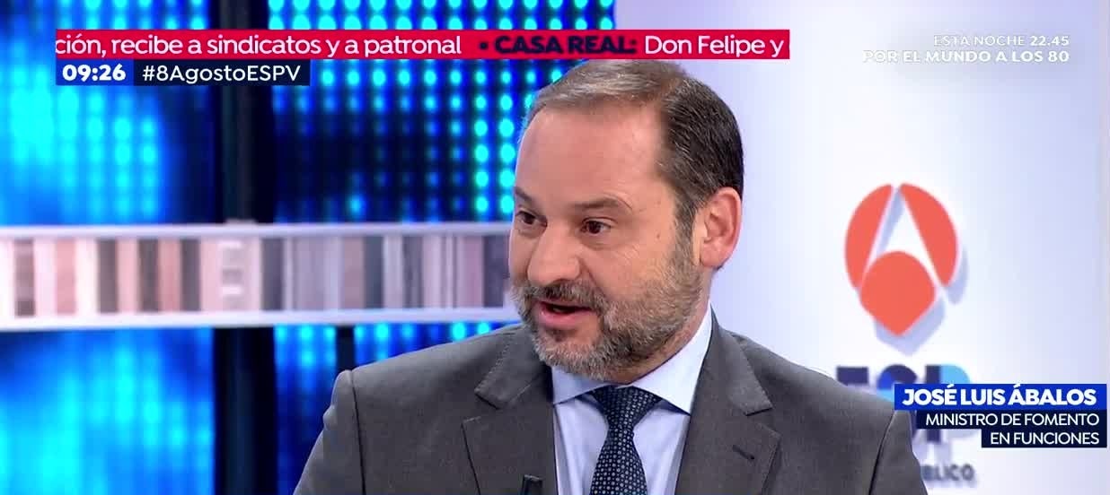 Ábalos descarta negociar un Gobierno de coalición con Podemos porque "el momento era julio" Ábalos descarta negociar un Gobierno de coalición con Podemos porque "el momento era julio"