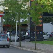 Colas kilométricas en gasolineras portuguesas tras el anuncio de una huelga de transportistas