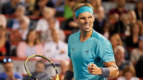 Nadal vence a Fognini en tres sets