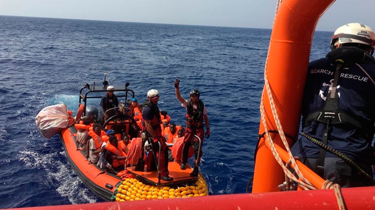 El Ocean Viking rescata a 80 personas en el Mediterráneo El Ocean Viking rescata a 80 personas en el Mediterráneo