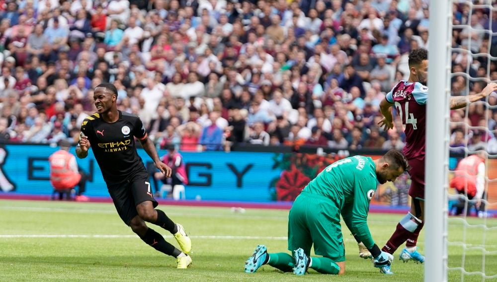 El campeón Manchester City comienza goleando en el campo del West Ham