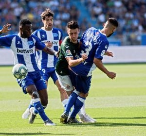 Momento del partido entre Alavés y Espanyol Momento del partido entre Alavés y Espanyol
