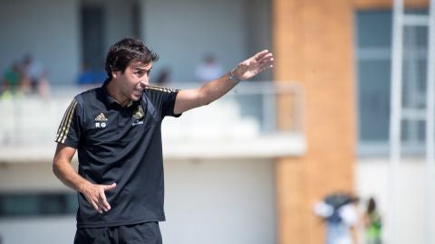 Ra&uacute;l Gonz&aacute;lez debuta como entrenador del Real Madrid Castilla 