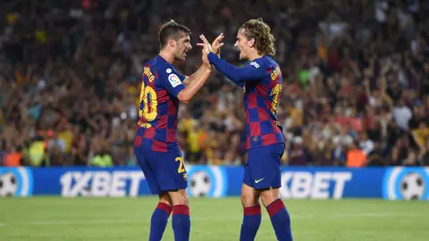 Antoine Griezmann y Sergi Roberto celebran el gol del francés Antoine Griezmann y Sergi Roberto celebran el gol del francés