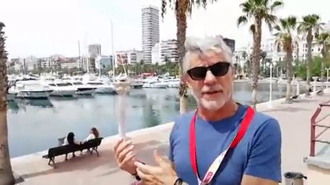 Javier Ares: "No ha empezado nada mal La Vuelta a España" Javier Ares: "No ha empezado nada mal La Vuelta a España"