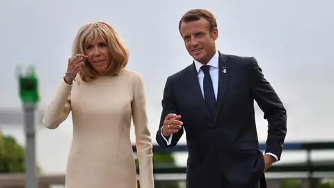 Emmanuel Macron y su mujer Brigitte Emmanuel Macron y su mujer Brigitte