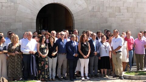 El Govern guarda un minuto de silencio en el Consolat de Mar