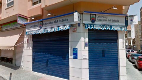 Administraci&oacute;n de Loter&iacute;a n&uacute;mero 4 de Crevillent.