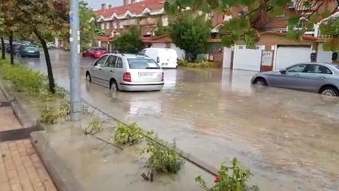 Fuertes tormentas provocan inundaciones e incidencias en el centro peninsular. 