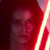 Rey se pasa al lado oscuro en el nuevo trailer de Star Wars