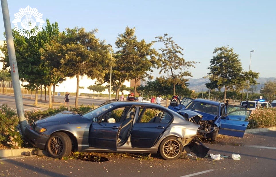 Nueve heridos y cuatro conductores investigados en dos accidentes este domingo en Castellón Nueve heridos y cuatro conductores investigados en dos accidentes este domingo en Castellón