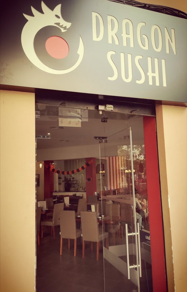 Salut confirma 94 intoxicados y 26 positivos en el brote de salmonela declarado en un asiático de Palma Salut confirma 94 intoxicados y 26 positivos en el brote de salmonela declarado en un asiático de Palma