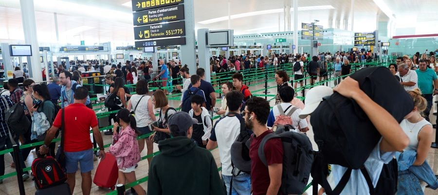 Huelga de trabajadores de Iberia en El Prat Huelga de trabajadores de Iberia en El Prat