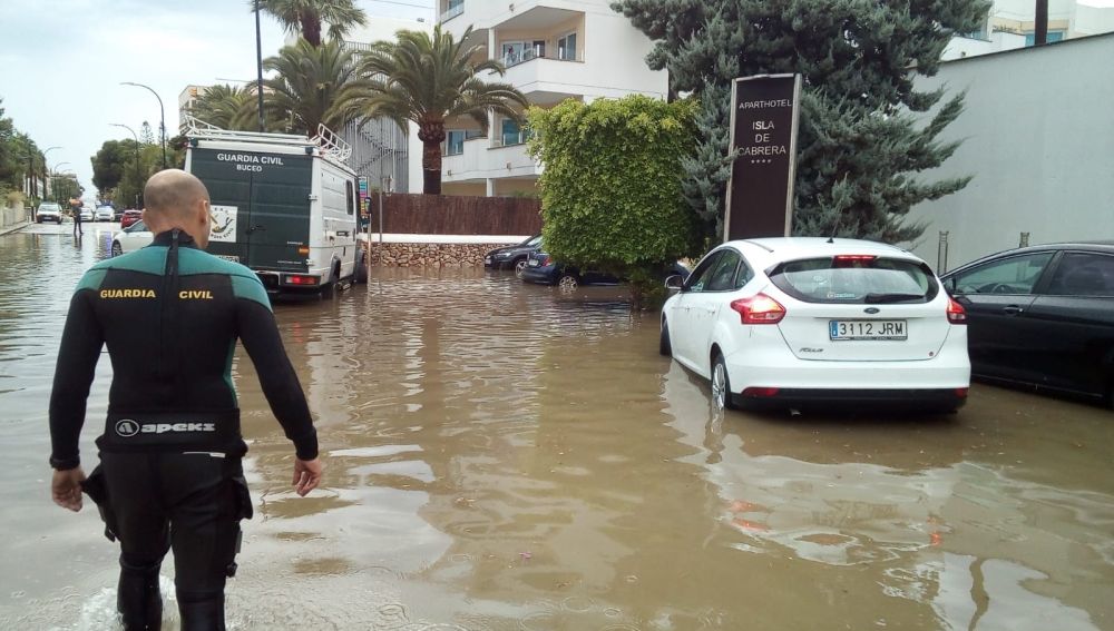 Carreteras inundadas en la Colonia de Sant Jordi. 