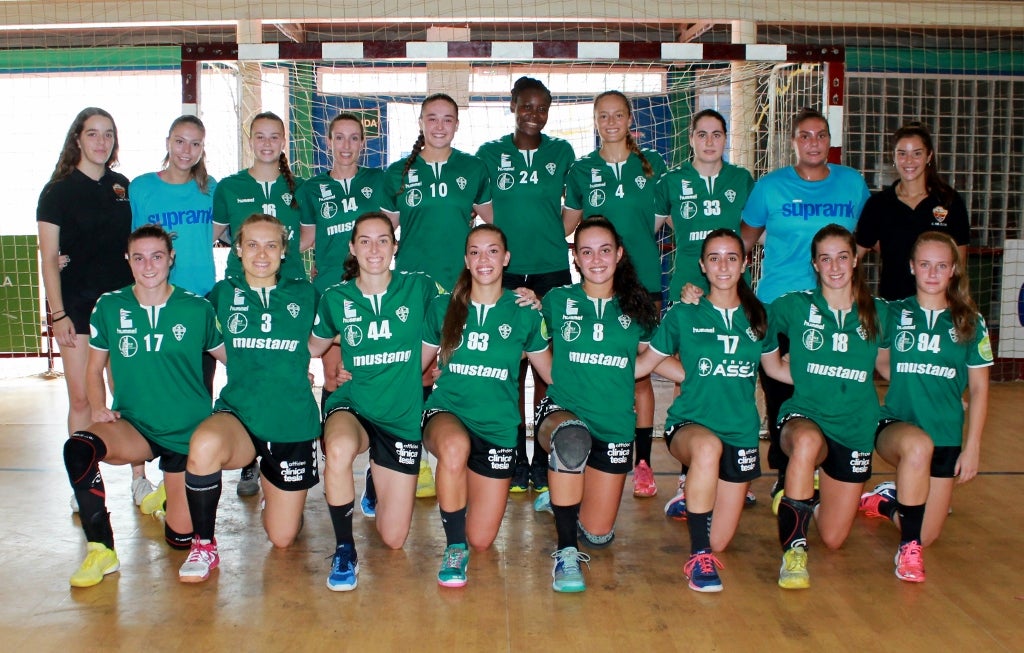 El Club Balonmano Elche se mide a la ilusión del Elda Prestigio en la Copa Comunitat Valenciana El Club Balonmano Elche se mide a la ilusión del Elda Prestigio en la Copa Comunitat Valenciana