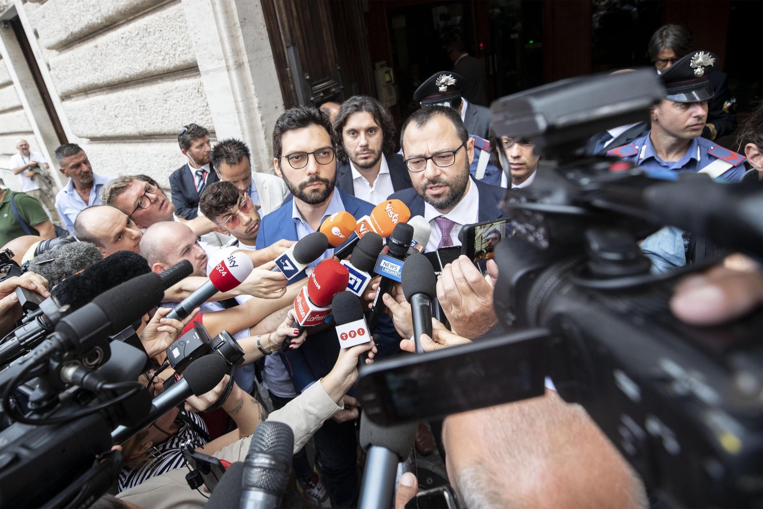 El Movimiento 5 Estrellas y el Partido Democrático llegan a un acuerdo de Gobierno para evitar elecciones en Italia El Movimiento 5 Estrellas y el Partido Democrático llegan a un acuerdo de Gobierno para evitar elecciones en Italia